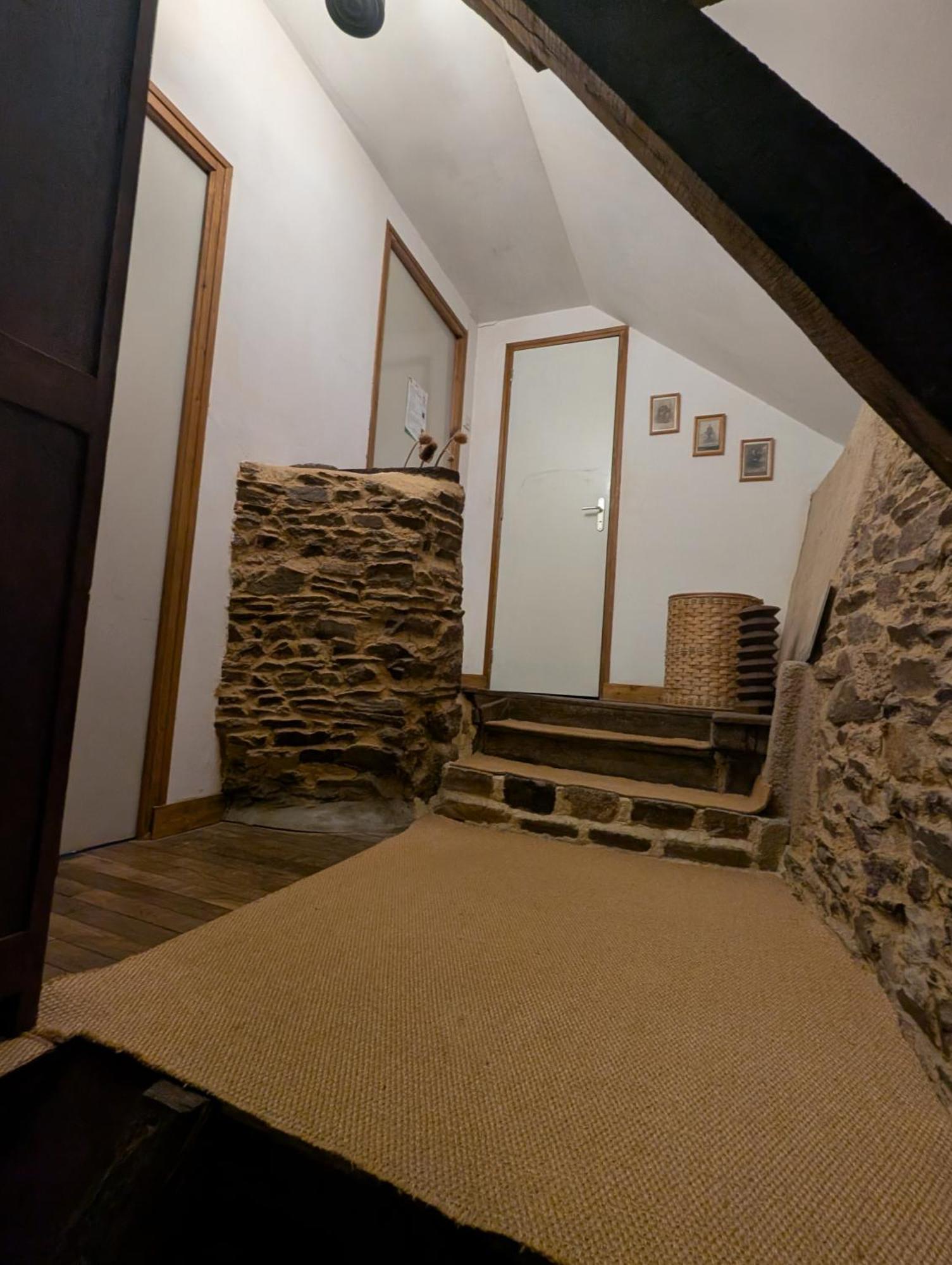 Ferme De La Gortiere Bed & Breakfast Le Teilleul Екстериор снимка