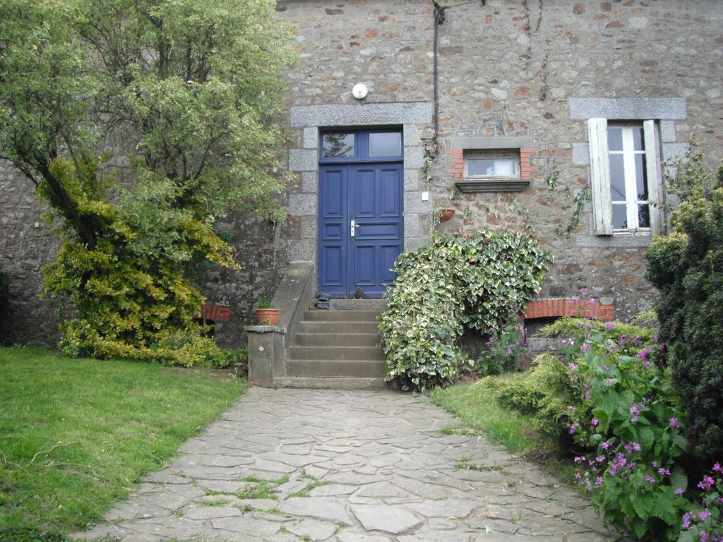 Ferme De La Gortiere Bed & Breakfast Le Teilleul Екстериор снимка